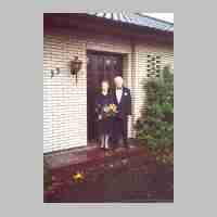 002-1005 Das Ehepaar Erich und Ruth Geisser aus Asslacken feierte am 1. Dezember 2001 seine Goldene Hochzeit.jpg
